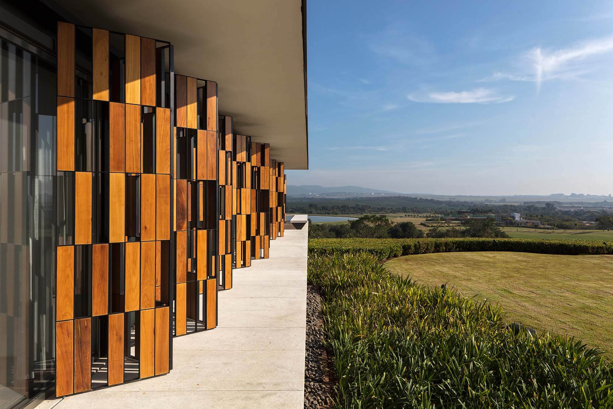 MJE House, Brazil, Jacobsen Arquitetura, jacobsenarquitetura.com, Photo: © Leonardo Finotti