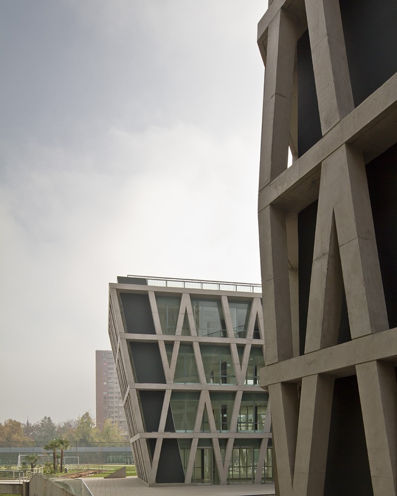Facultad de Economía Universidad de Chile | Photo: © Aryeh Cornfield