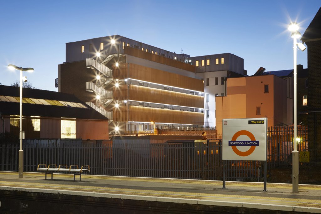 Streetview alma-nac: Paxton House - photo by Jack Hobhouse